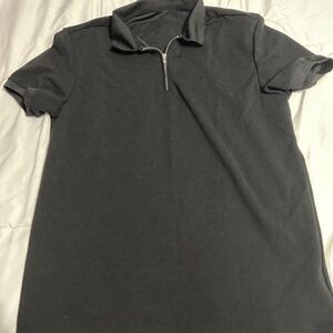 Men's Medium Quarter Zip!